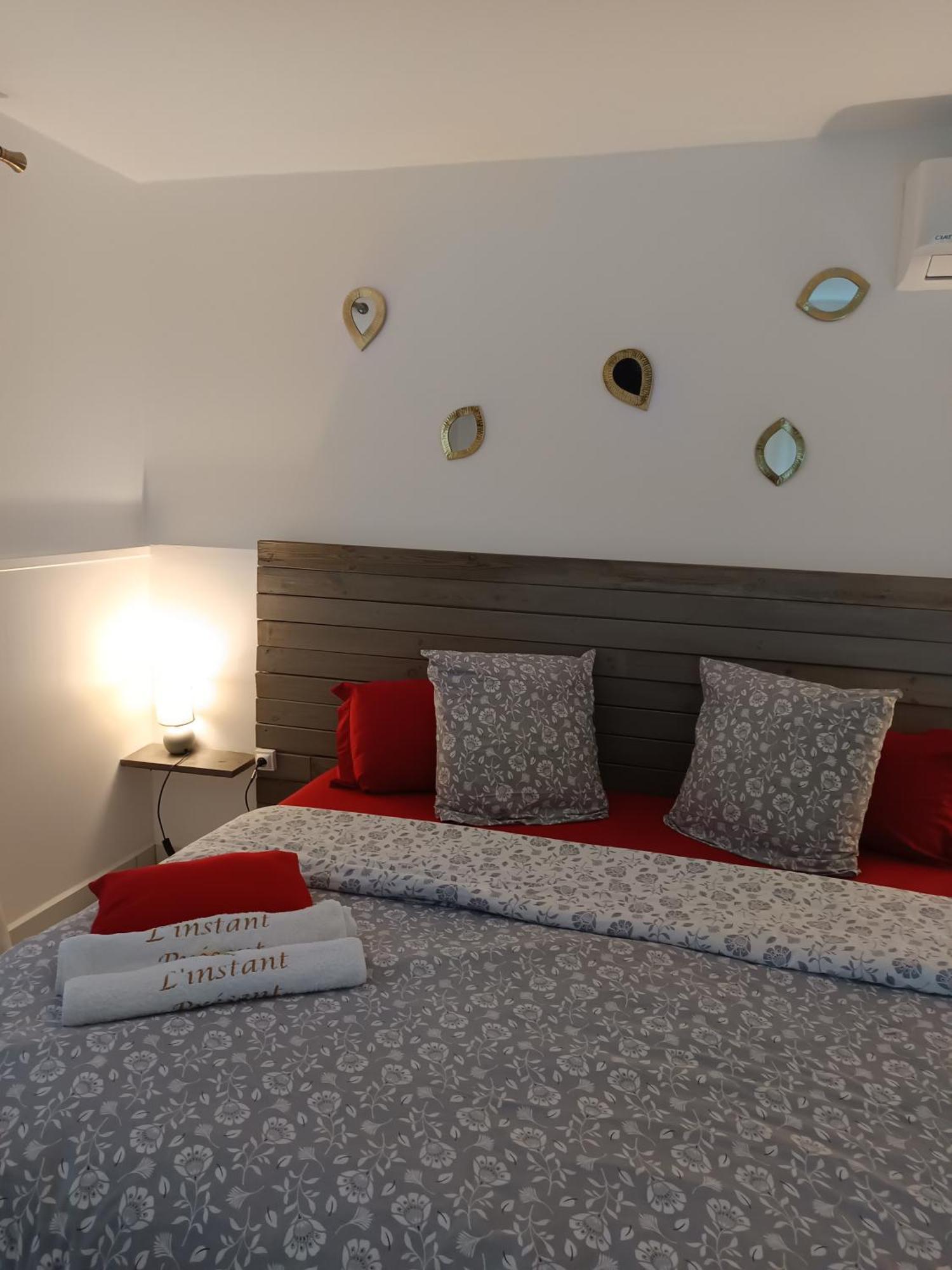 Bed and Breakfast L'Instant Present Le Moule Zewnętrze zdjęcie
